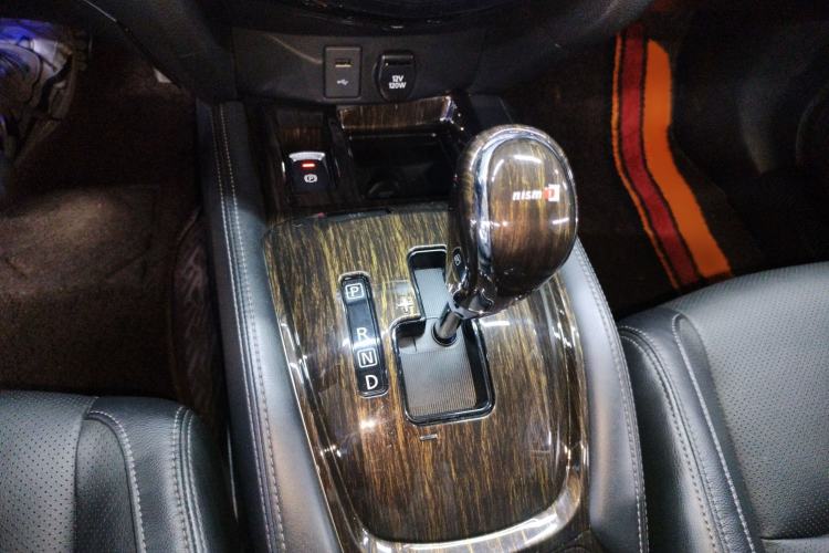 Used Nissan X-Trail 2019 2.5L CVT Smart Connect Luxury Edition 4WD