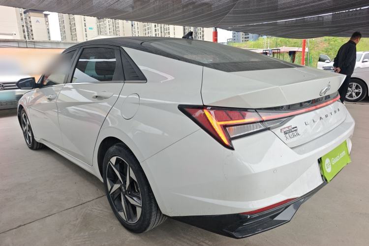 Used Hyundai Elantra 2021 1.5L CVT LUX Prestige Edition Rear Left 45 Deg