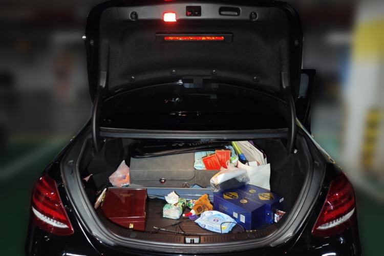 Used Mercedes-Benz E-Class 2018 E 200 L Sport Edition Trunk