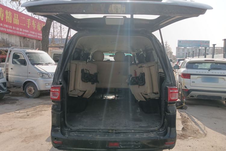 Used FORTHING Lingzhi 2019 Facelifted M5L 1.6L 7-Seater Base Model China VI Standard Trunk