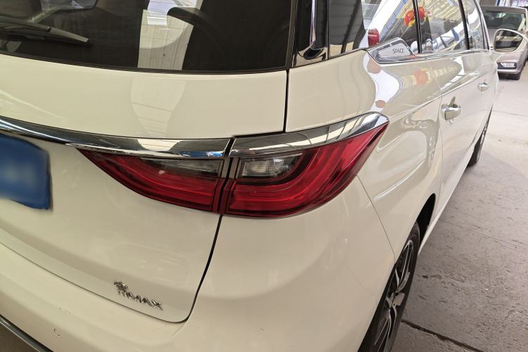 Used BYD Song MAX 2017 1.5T Automatic Smart Connect Prestige 7-Seater