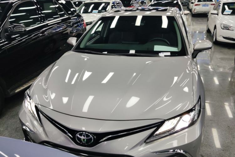 Used Toyota Camry 2021 2.0G Luxury Edition Front