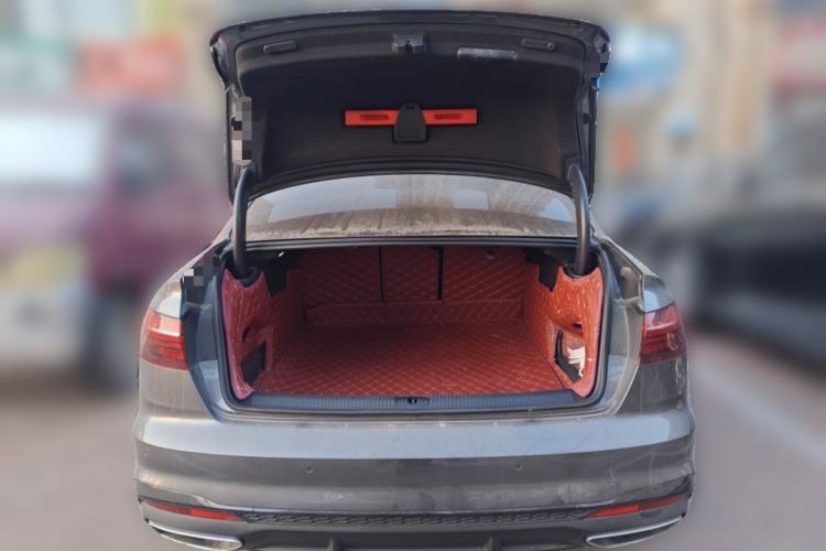 Used Audi A4L 2022 40 TFSI Luxury Dynamic Model