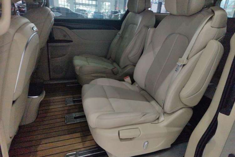 Used Buick GL8 2022 ES Landtrek 653T Luxury Edition
