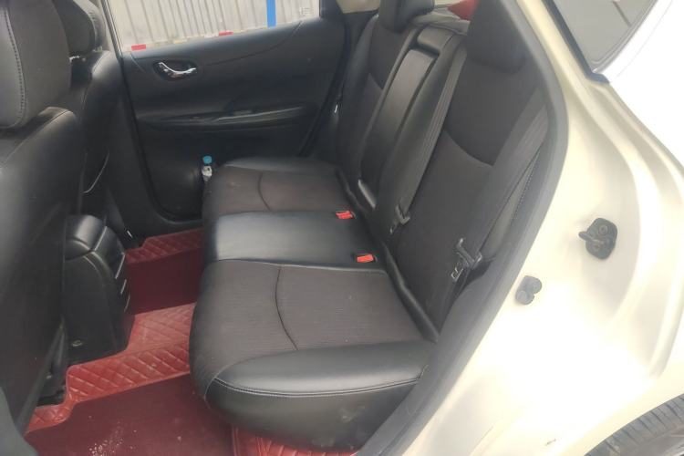 Used Nissan Tiida 2014 1.6L CVT Smart Model
