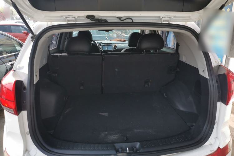 Used Kia Sportage R 2015 2.0L Automatic Two-Wheel Drive GL Trunk