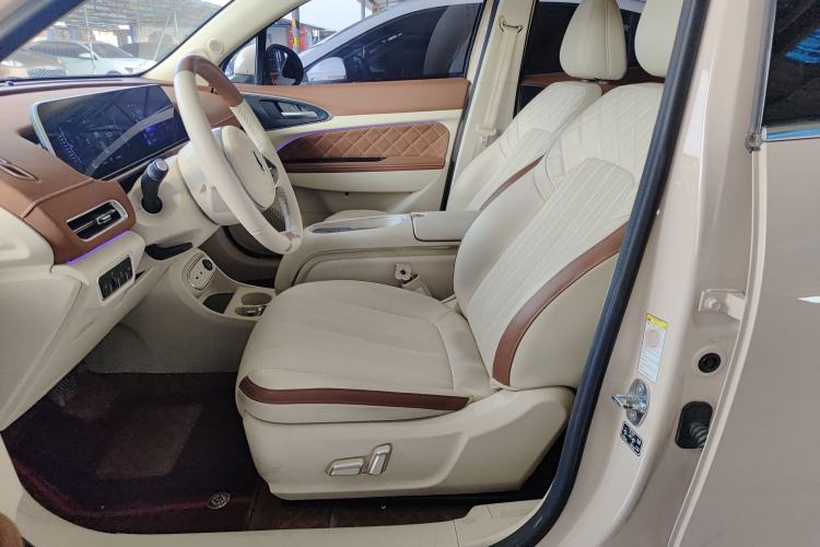 Used ORA Good Cat 2023 401 km Standard Range Prestige Version Lithium Iron Phosphate