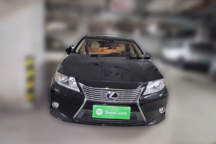 Used Lexus ES 2013 300h Elite Edition