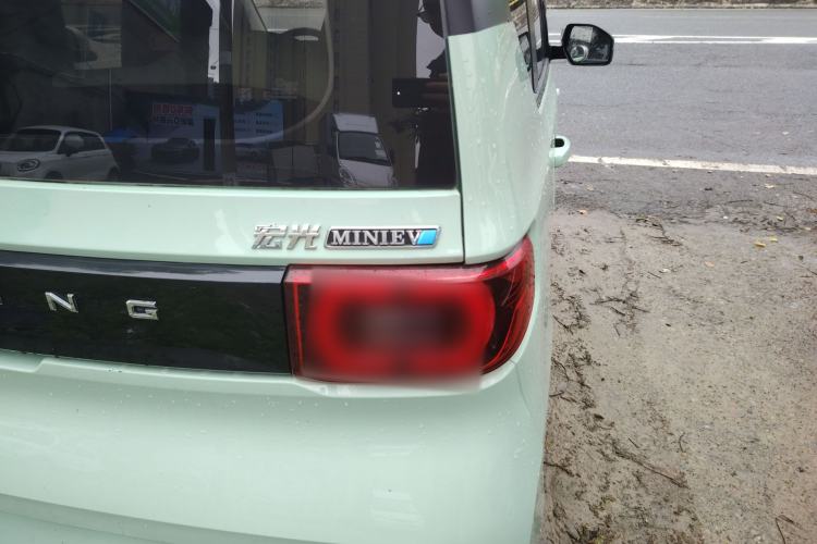 Used Wuling Hongguang MINIEV 2021 Macaron Premium Model – Lithium Iron Phosphate