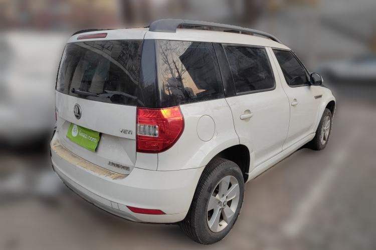 Used Skoda Yeti 2017 1.6L Manual Front-Wheel-Drive Version
