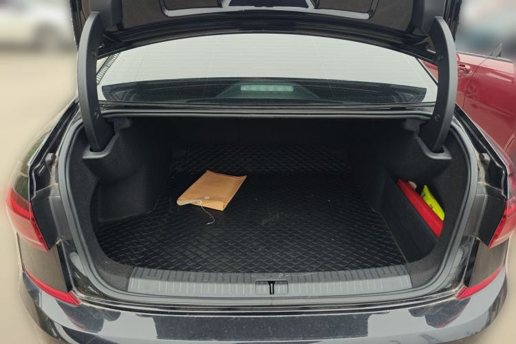 Used Volkswagen Passat 2023 330TSI Starry Elite Edition Trunk