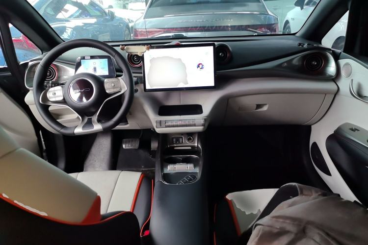 Used BYD Dolphin 2021 405 km Free Version
