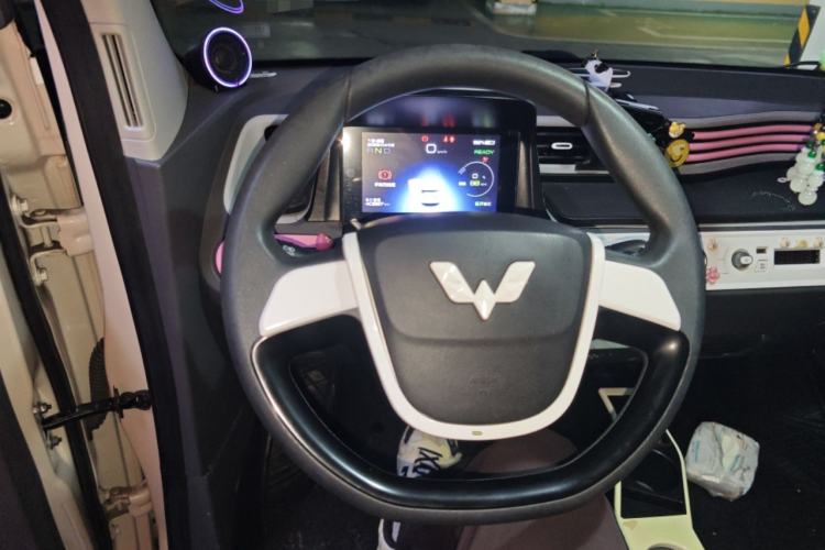 Used Wuling Hongguang MINIEV 2021 Macaron Premium Model – Lithium Iron Phosphate
