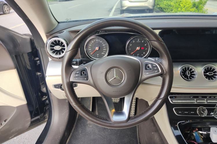 Used Mercedes-Benz E-Class 2017 E 200 Coupe Steering Wheel