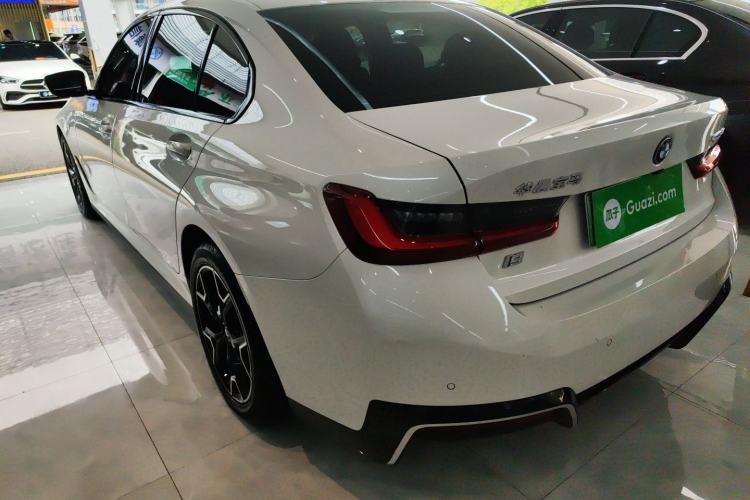 Used BMW i3 2023 eDrive 40 L Midnight Edition
