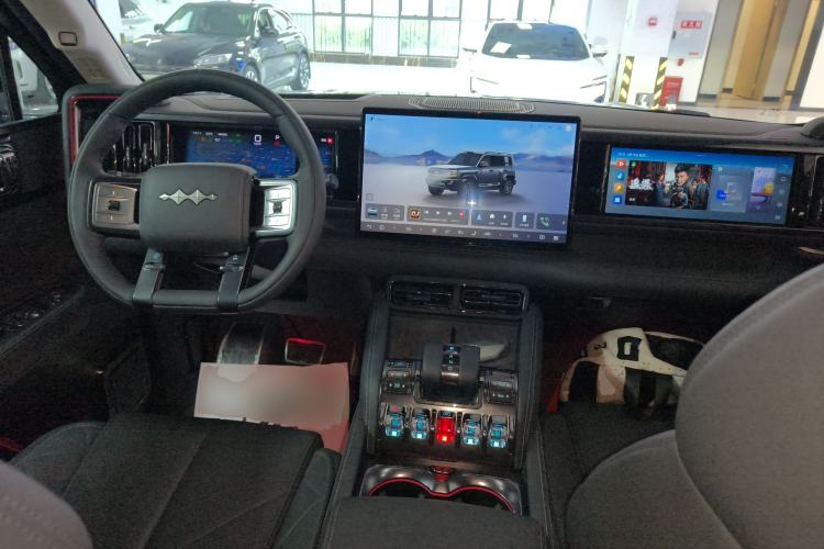 Used Formula Leopard 5 2025 TianShen Intelligent Driving Ultra Edition Center Console