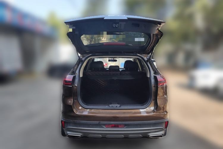 Used Geely Auto Emgrand X7 Sport 2018 1.8TD Automatic Two-Wheel Drive Smart Connect 4G Internet Edition Trunk