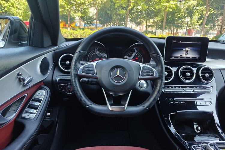 Used Mercedes-Benz C-Class 2017 Restyled C 200 Sport Edition Steering Wheel