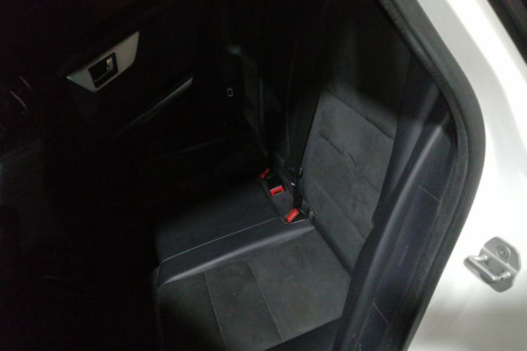 Used Mercedes-Benz GLK-Class 2015 GLK 260 4MATIC Dynamic Edition Ultimate Version
