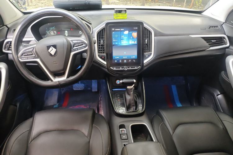 Used Baojun 530 2021 Global Car Anniversary Edition 1.5T CVT Prestige Connected Model 6 Seats