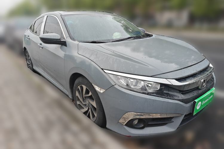 Used Honda Civic 2016 220TURBO CVT Luxury Edition Front Right 45 Deg