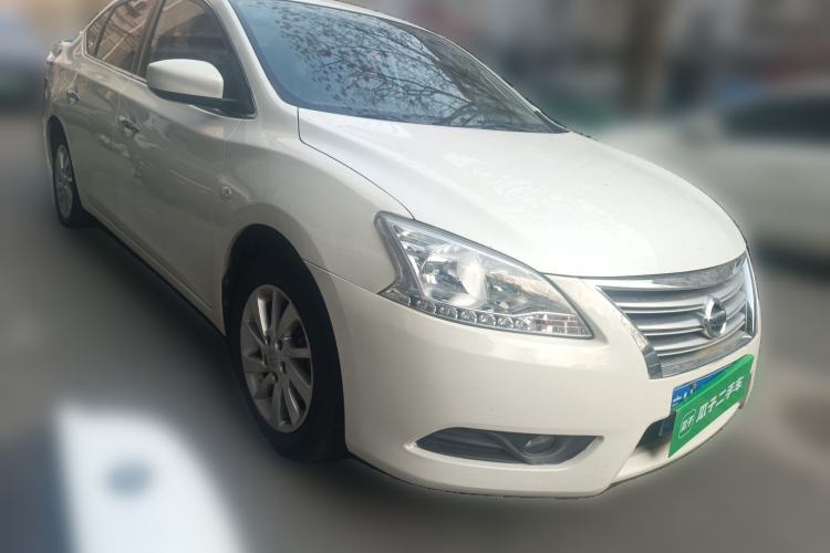 Used Nissan Sylphy 2014 1.6XV CVT Deluxe Edition Front Right 45 Deg