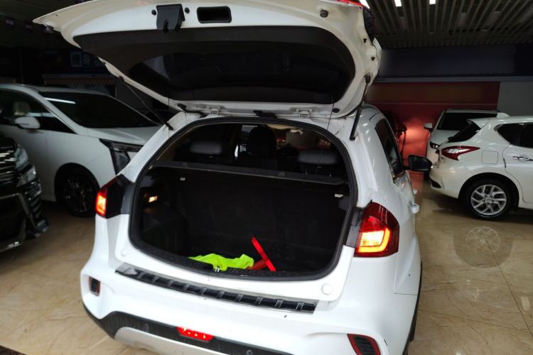 Used Geely Auto Vision X3 2017 1.5L Automatic Elite Model Trunk