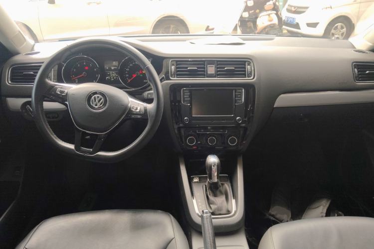 Used Volkswagen Sagitar 2018 1.6L Automatic Comfort Model
