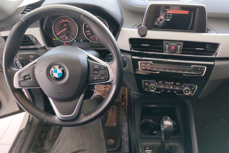 Used BMW X1 2016 sDrive18Li Premium Edition