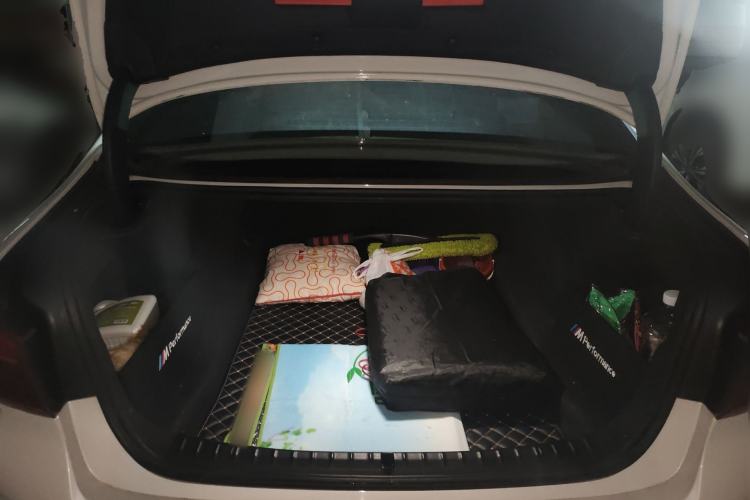 Used BMW 5 Series 2020 530Li Luxury Edition M Sport Package Trunk