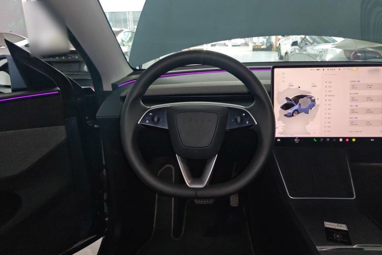 Used Tesla Model Y 2025 Rear-Wheel-Drive Version Steering Wheel
