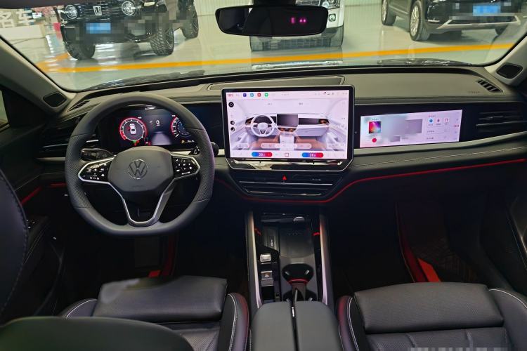 Used Volkswagen Passat 2025 Pro 380TSI Dragon Edition Interior 1