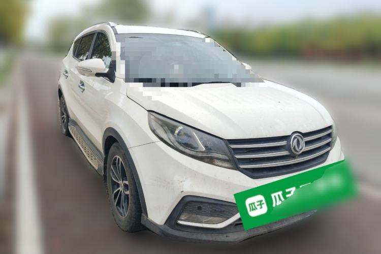 Used Dongfeng Fengon 580 2017 1.5T CVT Smart Style Model Front Right 45 Deg