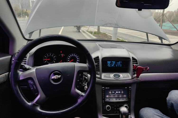 Used Chevrolet Captiva 2011 2.4 AT 7-Seater Luxury Edition