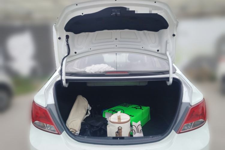 Used Hyundai Verna (older generation) 2016 1.4L Automatic Leading-Edge GLX
