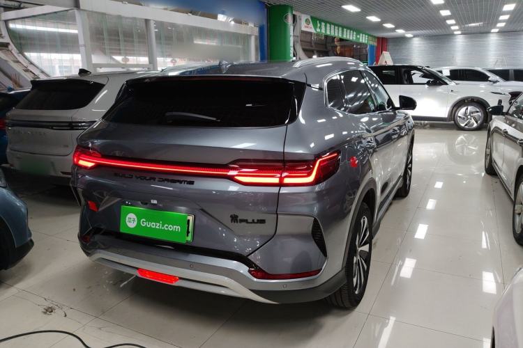 Used BYD Song PLUS New Energy 2023 Champion Edition EV 520KM Prestige Model
