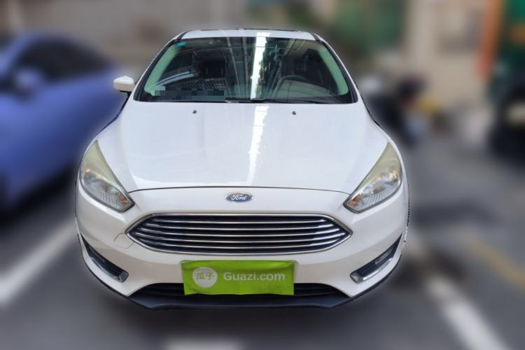 Used Ford Focus 2015 Sedan EcoBoost 125 Manual – Ultra-Style Edition