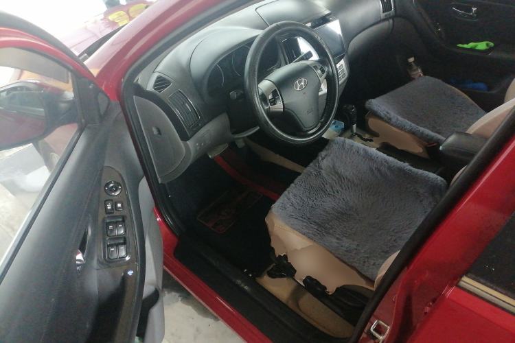 Used Hyundai Celesta 2011 1.6L Automatic Luxury Version
