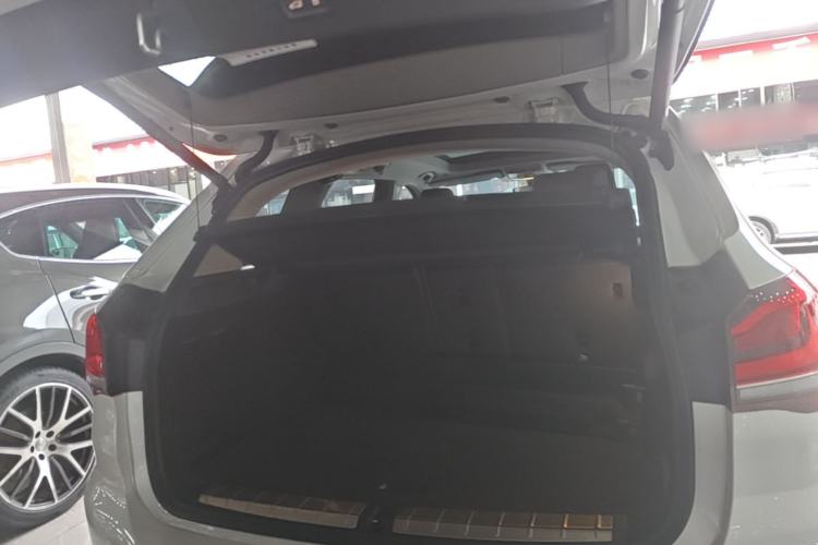 Used BMW X1 2022 xDrive25Li Luxury Model
