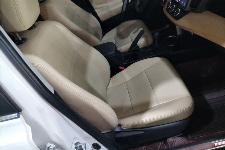 Used Toyota RAV4 2016 2.0L CVT Two-Wheel Drive Urban Edition China V Standard
