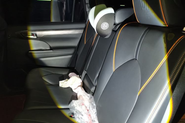 Used Toyota Crown Kluger 2024 2.5L HEV Four-Wheel Drive Premium Edition Left Rear Seat