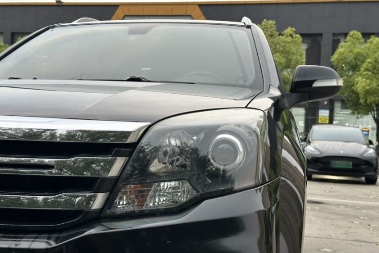 Used Haval H5 Classic 2018 Classic Edition 2.0T Manual 4x4 Prestige Model Exterior 7