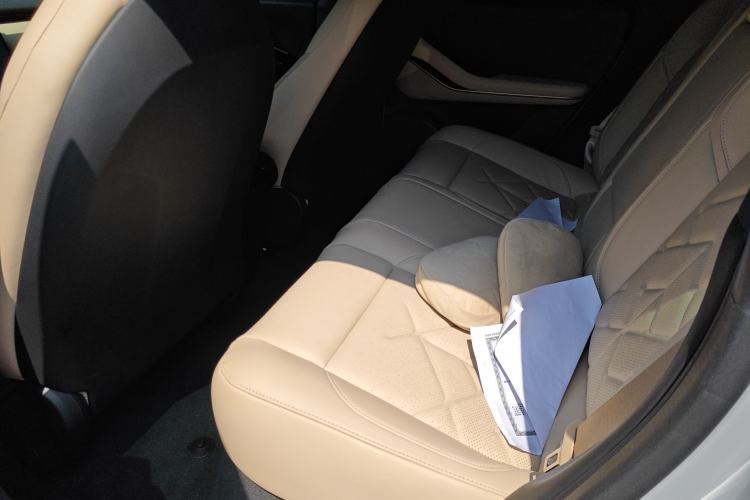 Used Nio ET5 2022 100 kWh Left Rear Seat