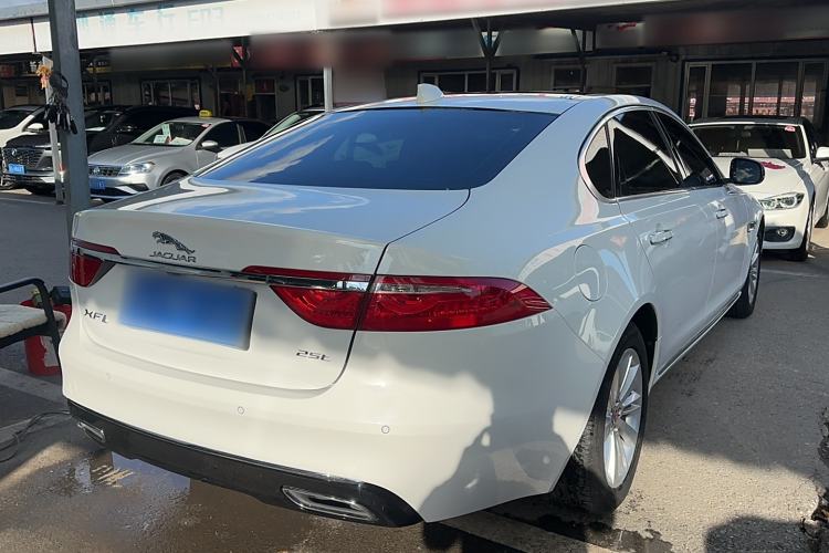 Used Jaguar XFL 2017 XFL 2.0T 240PS Premium Edition