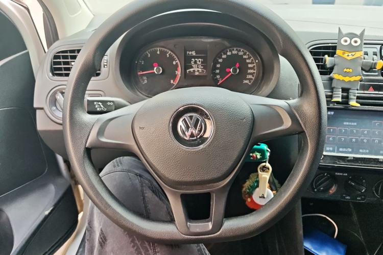 Used Volkswagen Polo 2016 1.4L Manual Fashion Model