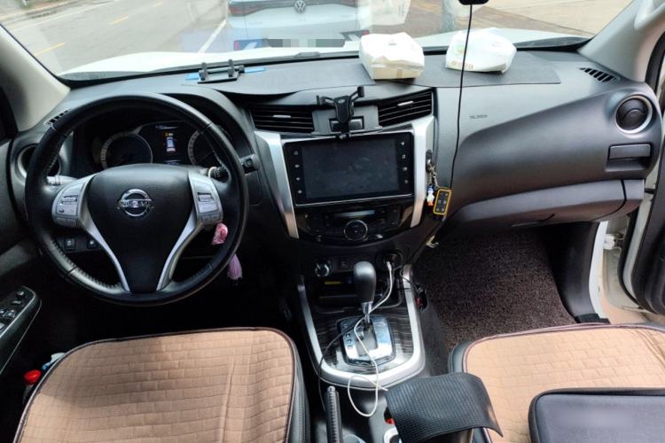 Used Nissan Terra 2020 2.5L XV 4WD Automatic Four-Wheel Drive Flagship Edition Center Console