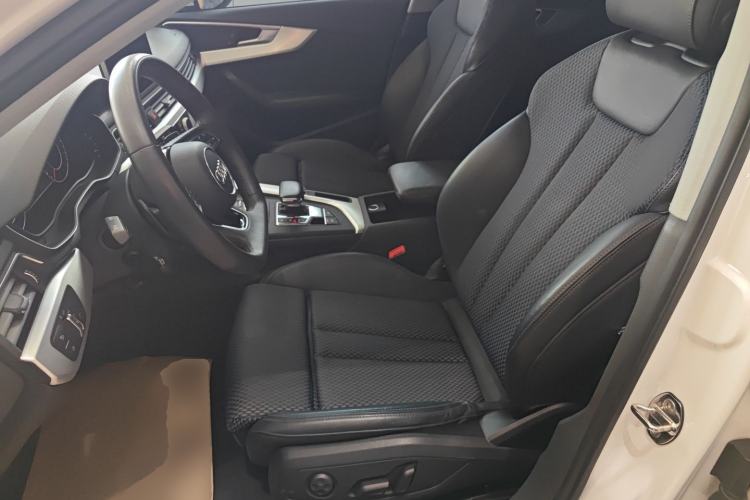 Used Audi A4L 2018 30th Anniversary Edition 40 TFSI Sport Edition