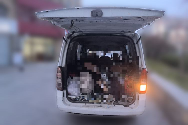 Used Wuling Rongguang V 2015 1.2L Practical Model Trunk