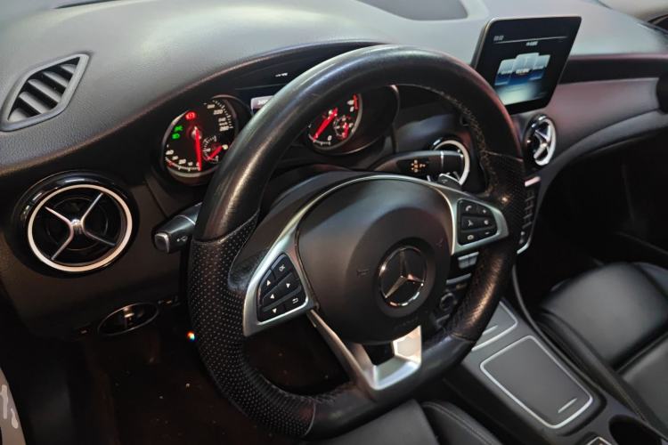 Used Mercedes-Benz GLA 2019 GLA 200 Dynamic Edition
