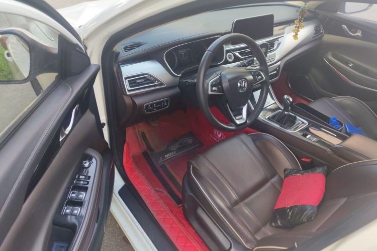 Used CHANGAN Raeton CC 2018 1.5T Manual Luxury Model China V Standard